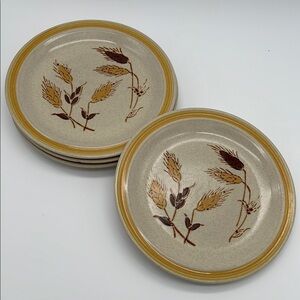 Dinner Plates - Continental Reece Stoneware Wheat Design - Japan (Set of 4)
